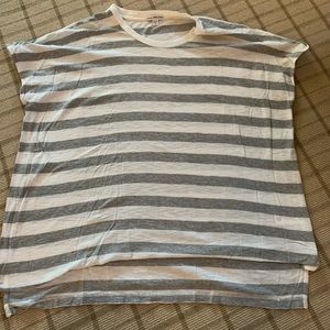 James Perse striped white and grey t shirt.